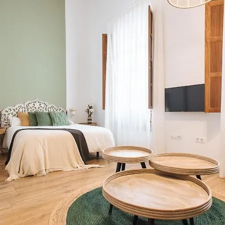 Lola De Triana Apartmán *